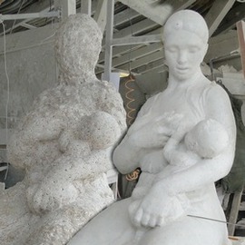 Kész Wagner Nándor Anyaság szobra