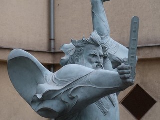 Mózes szobor Dunaújvárosban